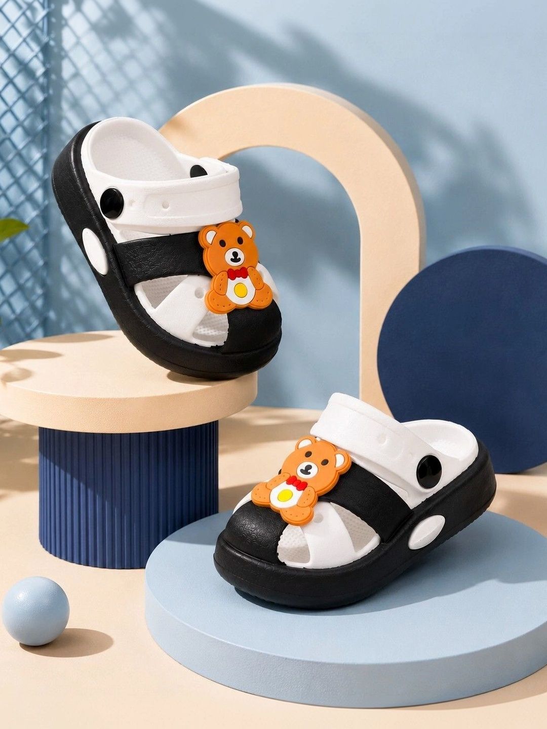 AMAEZO Unisex Kids Clogs Sandals-picture-51