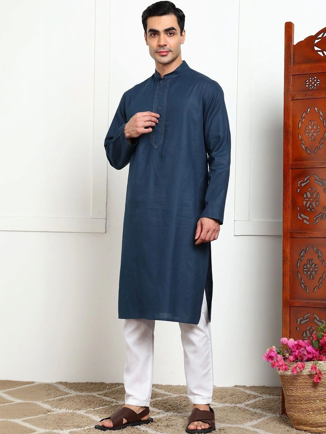 House of Pataudi Men Embroidered Thread Work Kurta-picture-32