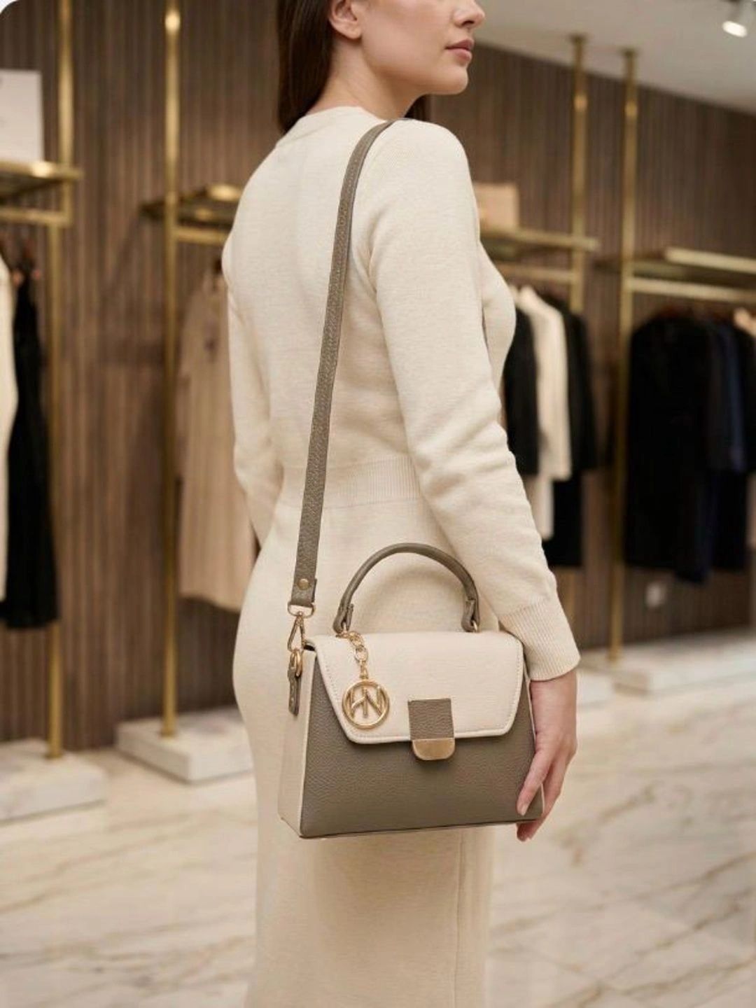 HN.BAGSTUDIO Colourblocked Leather Structured Handheld Bag-image-48