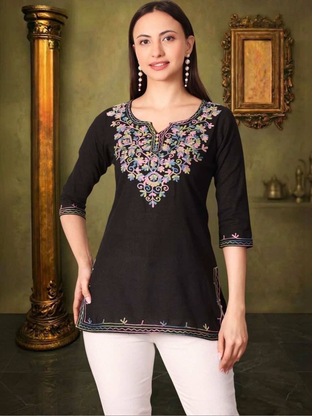 House of Sakhhi Floral Embroidered V-Neck Thread Work Pure Cotton Thread Work Kurti-picture-14