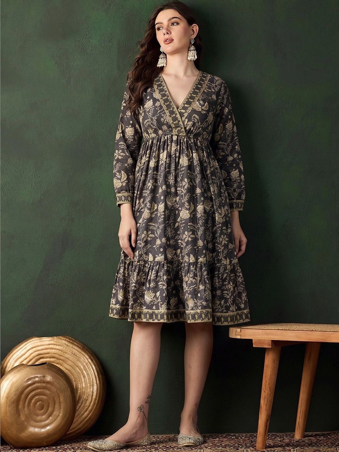 Sangria Printed Cotton V-Neck A-Line Dress-image-28
