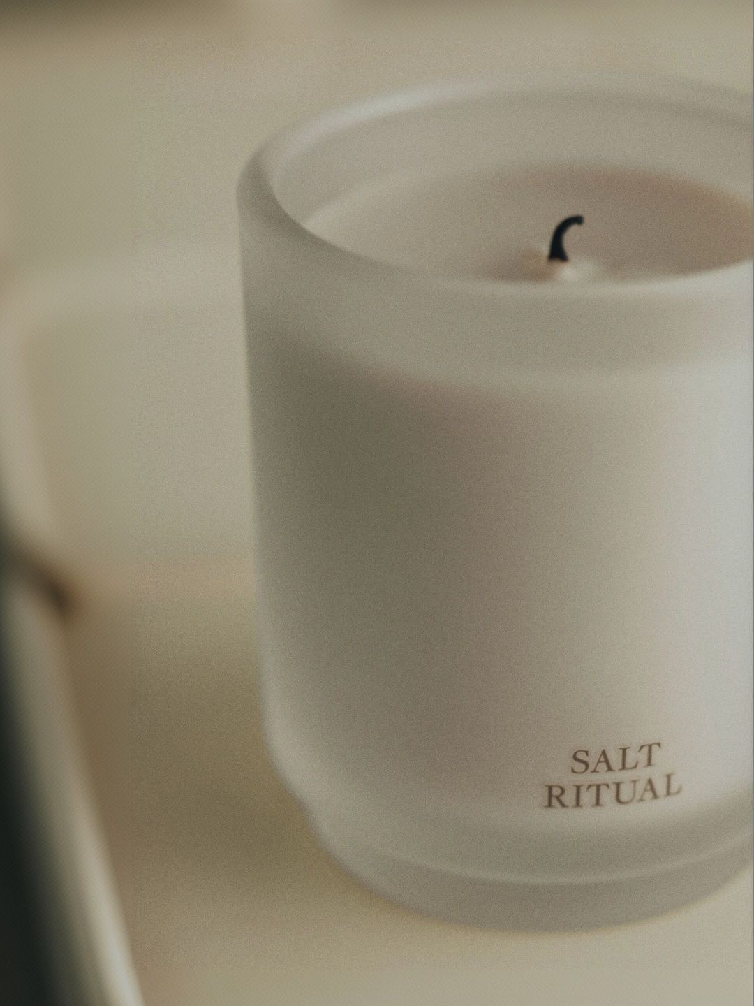 H&M Unisex Frosted-Glass Scented Candle-picture-19