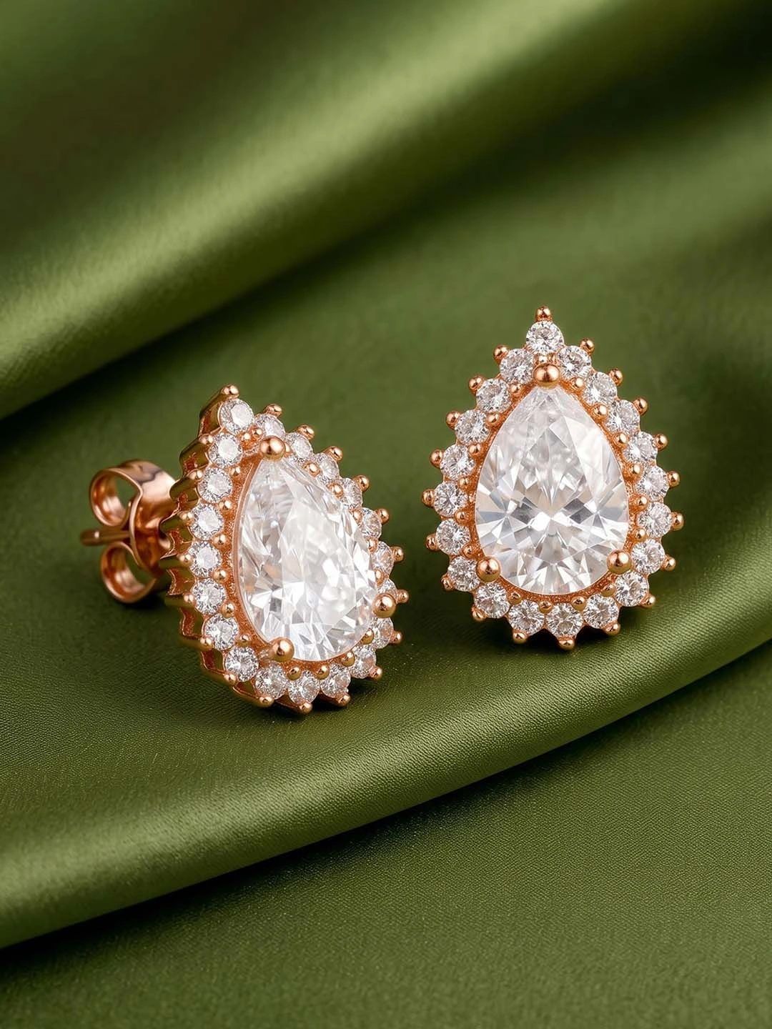 Peora Teardrop Shaped Studs Earrings-picture-20