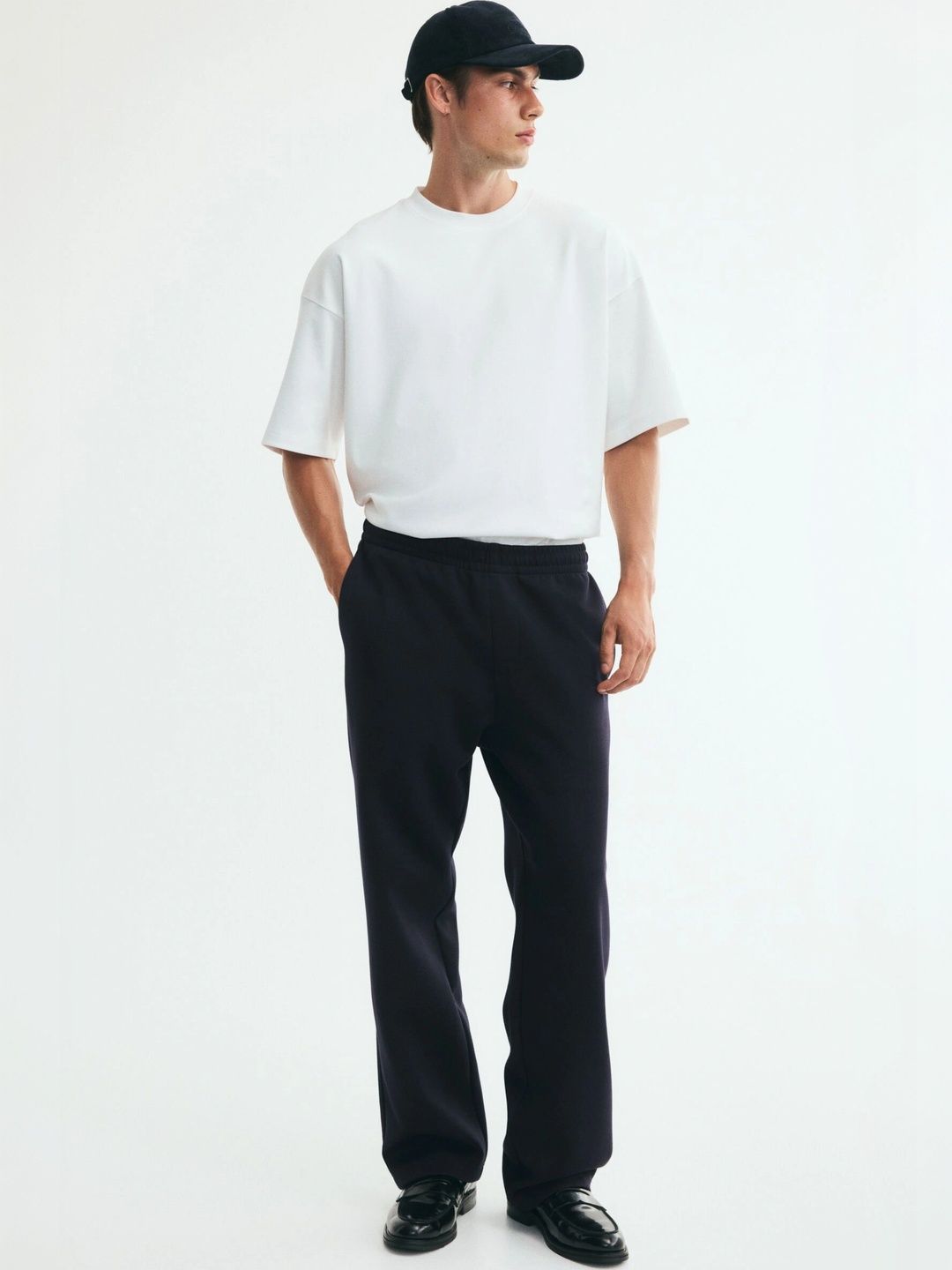 H&M Men Relaxed Fit Interlock Sweatpants-picture-57