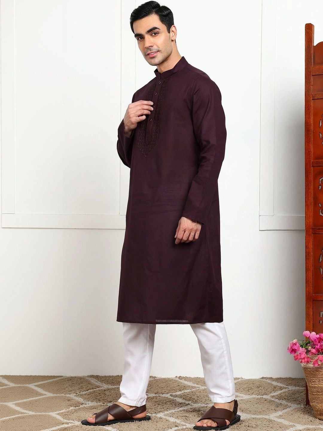 House of Pataudi Men Embellished Thread Work Kurta-picture-20