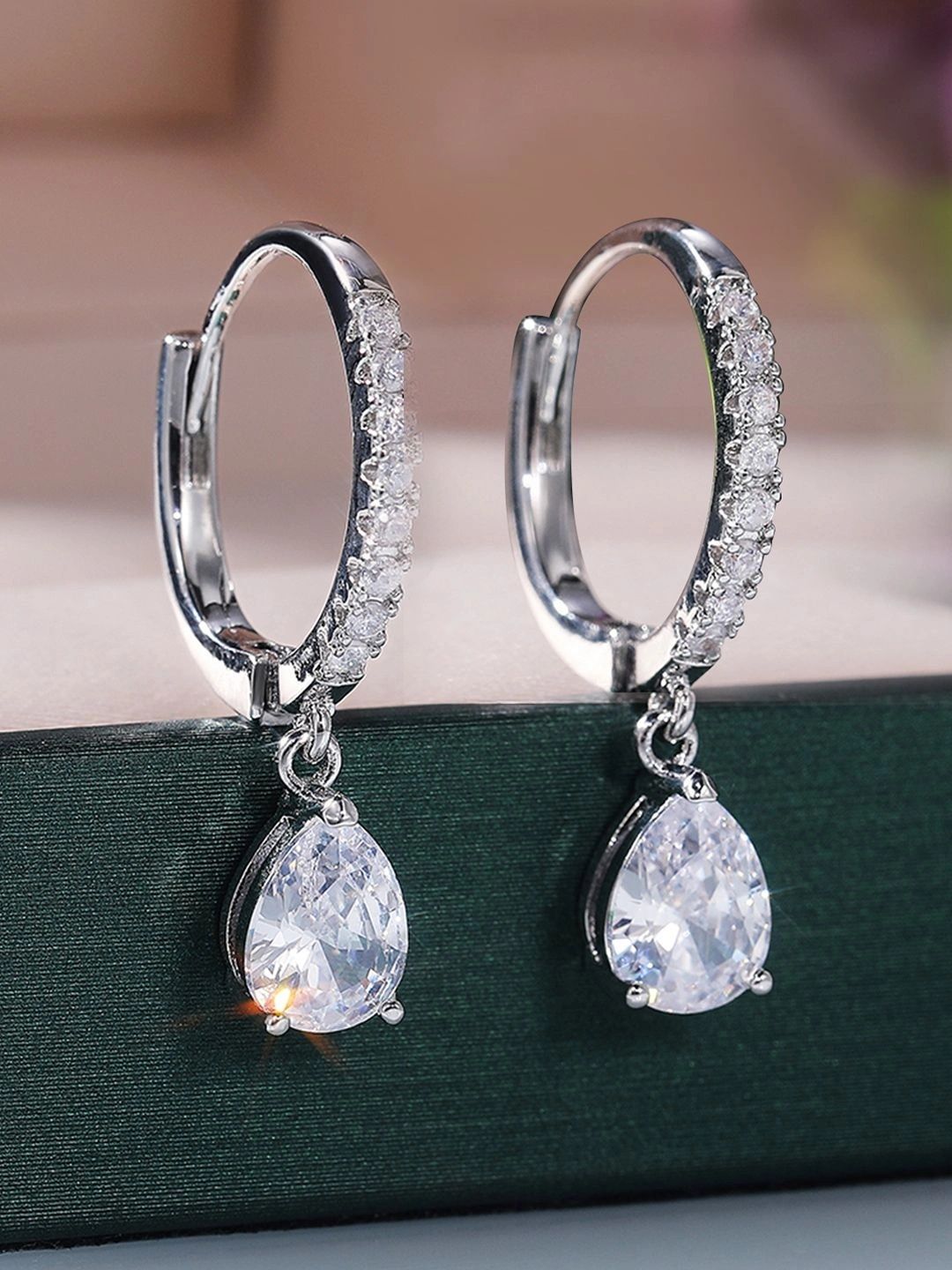 Peora Teardrop Shaped Drop Earrings-picture-37