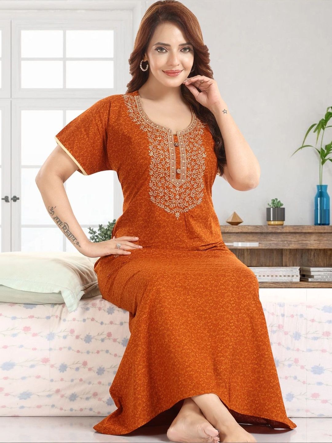 TRUNDZ Embroidered Maxi Nightdress-picture-13