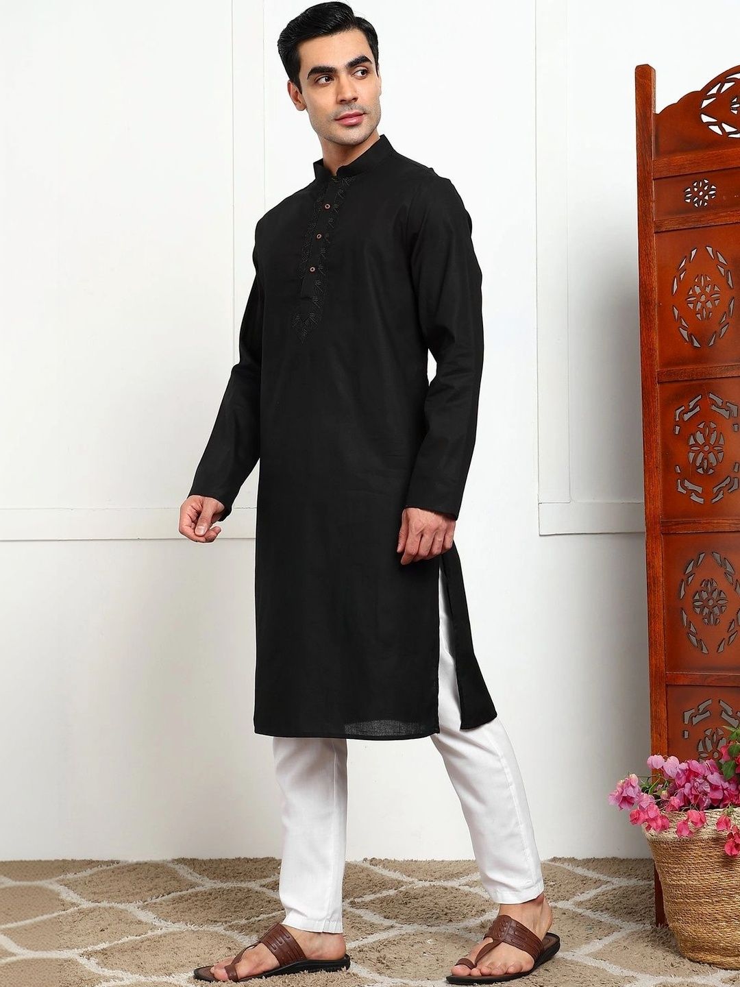 House of Pataudi Men Embellished Thread Work Kurta-picture-27