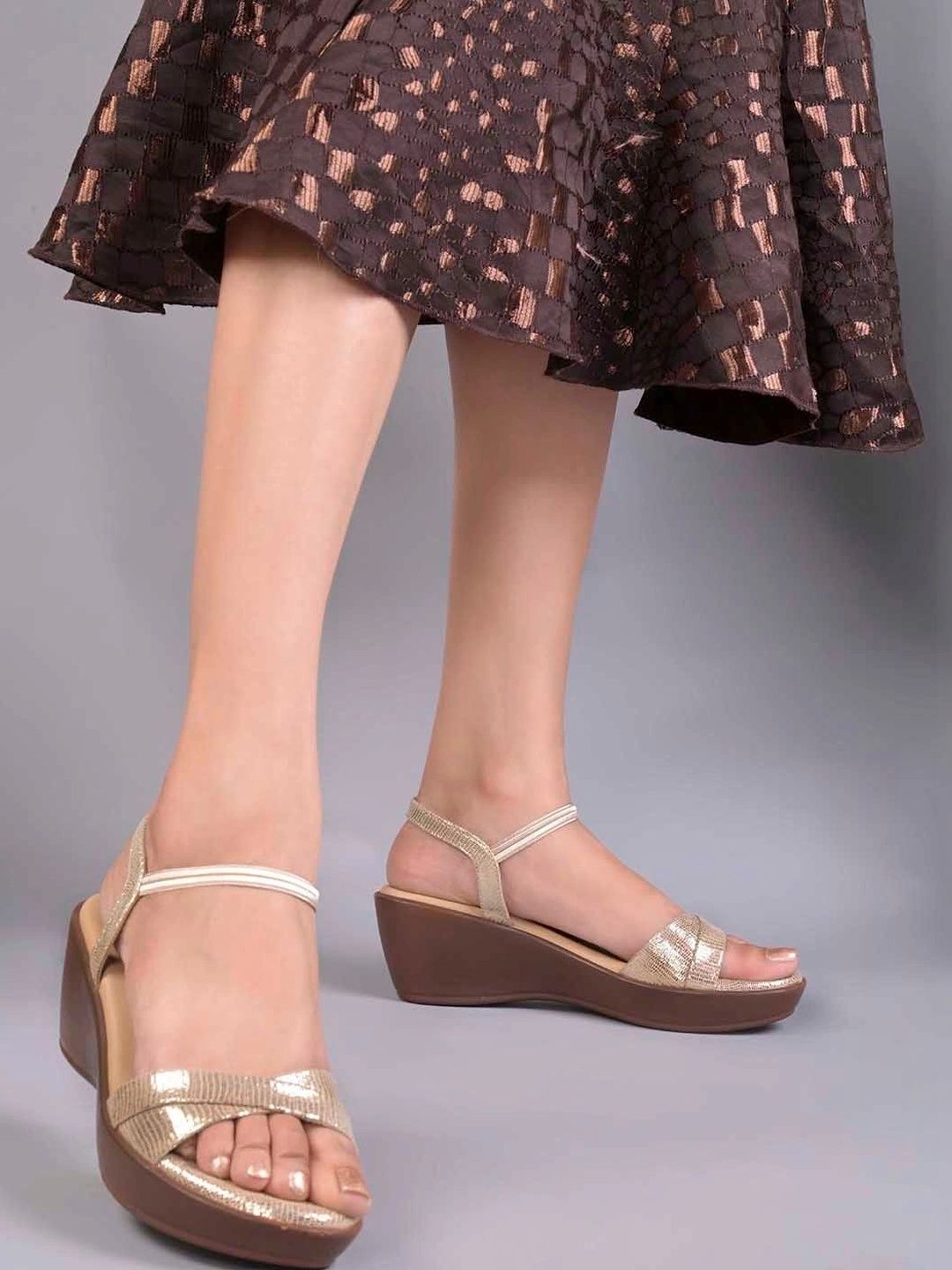 Jove Textured PU Party Wedge Sandals-picture-32