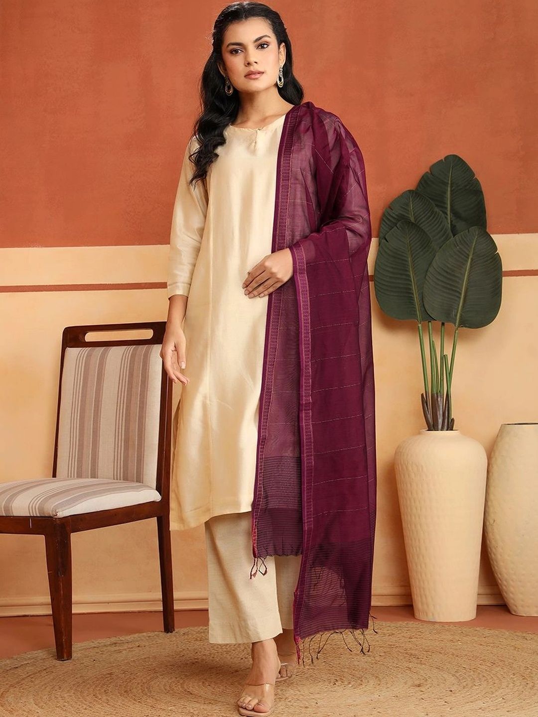 Fabindia Woven Design Cotton Silk Blend Dupatta with Zari-picture-11