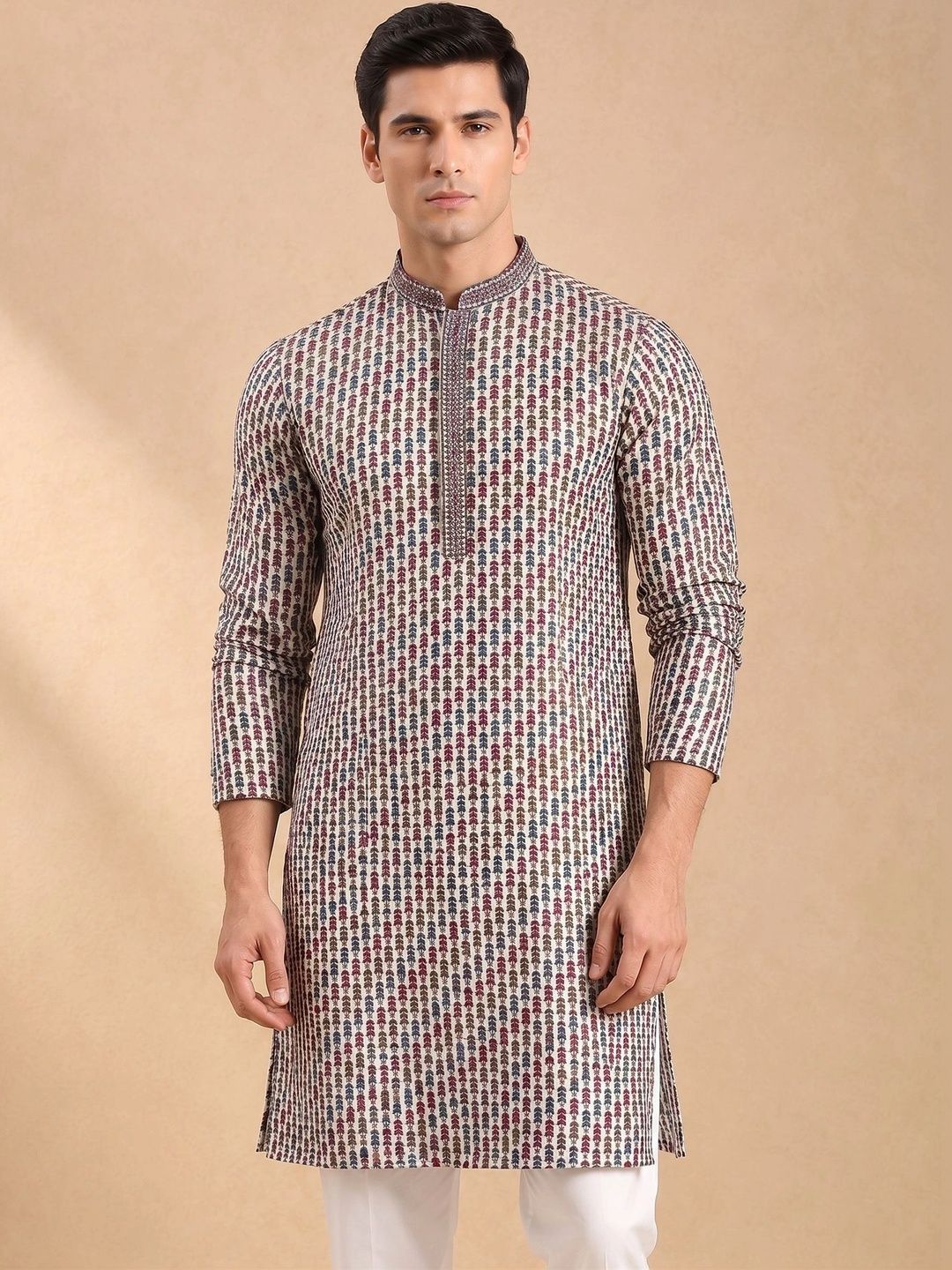 House of Pataudi Men Ethnic Motifs Printed Regular Kurta with Pyjamas-picture-40