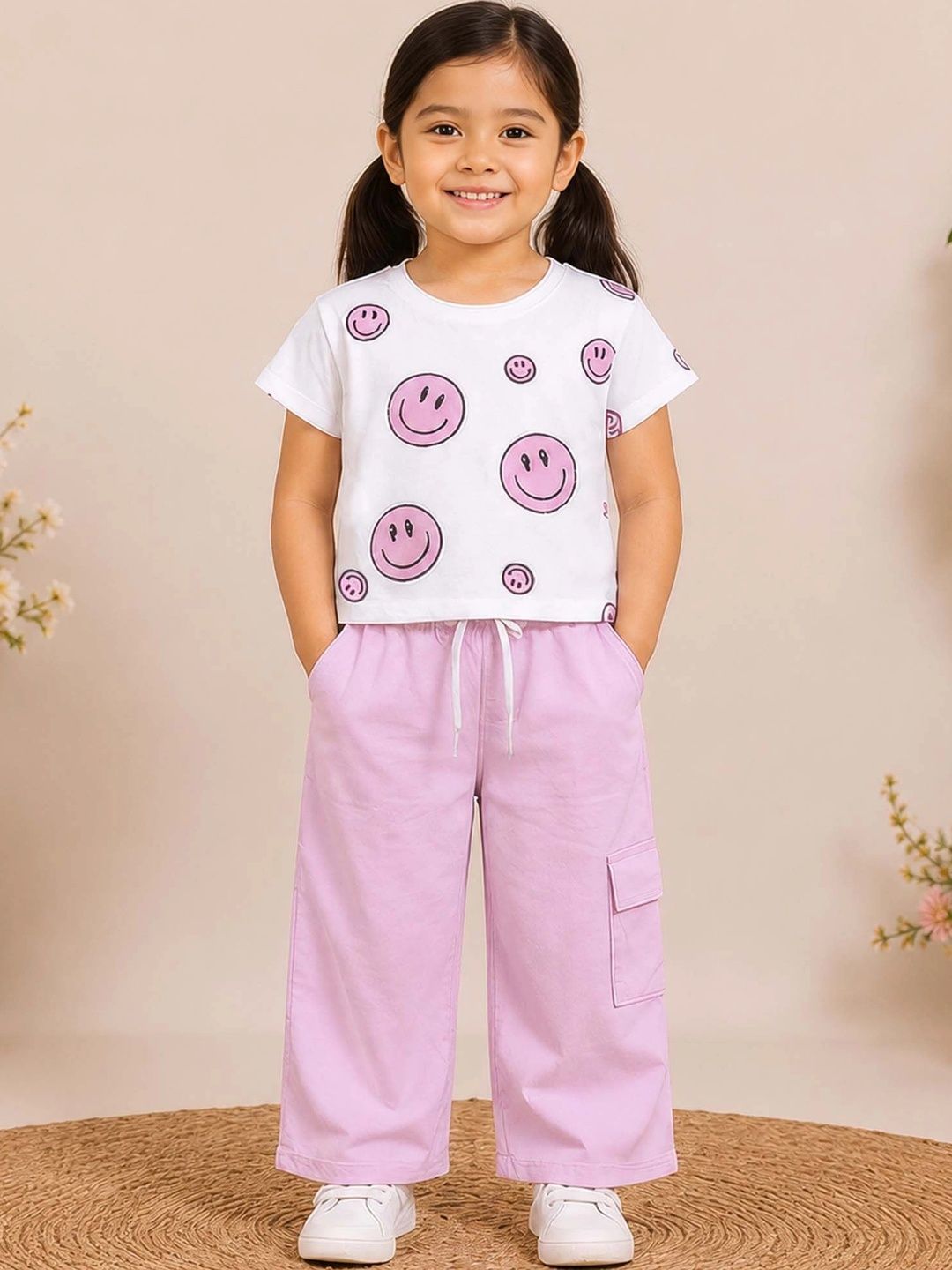 LIL SPROUTZ Girls Printed T-shirt with Trousers Clothing Set-picture-42