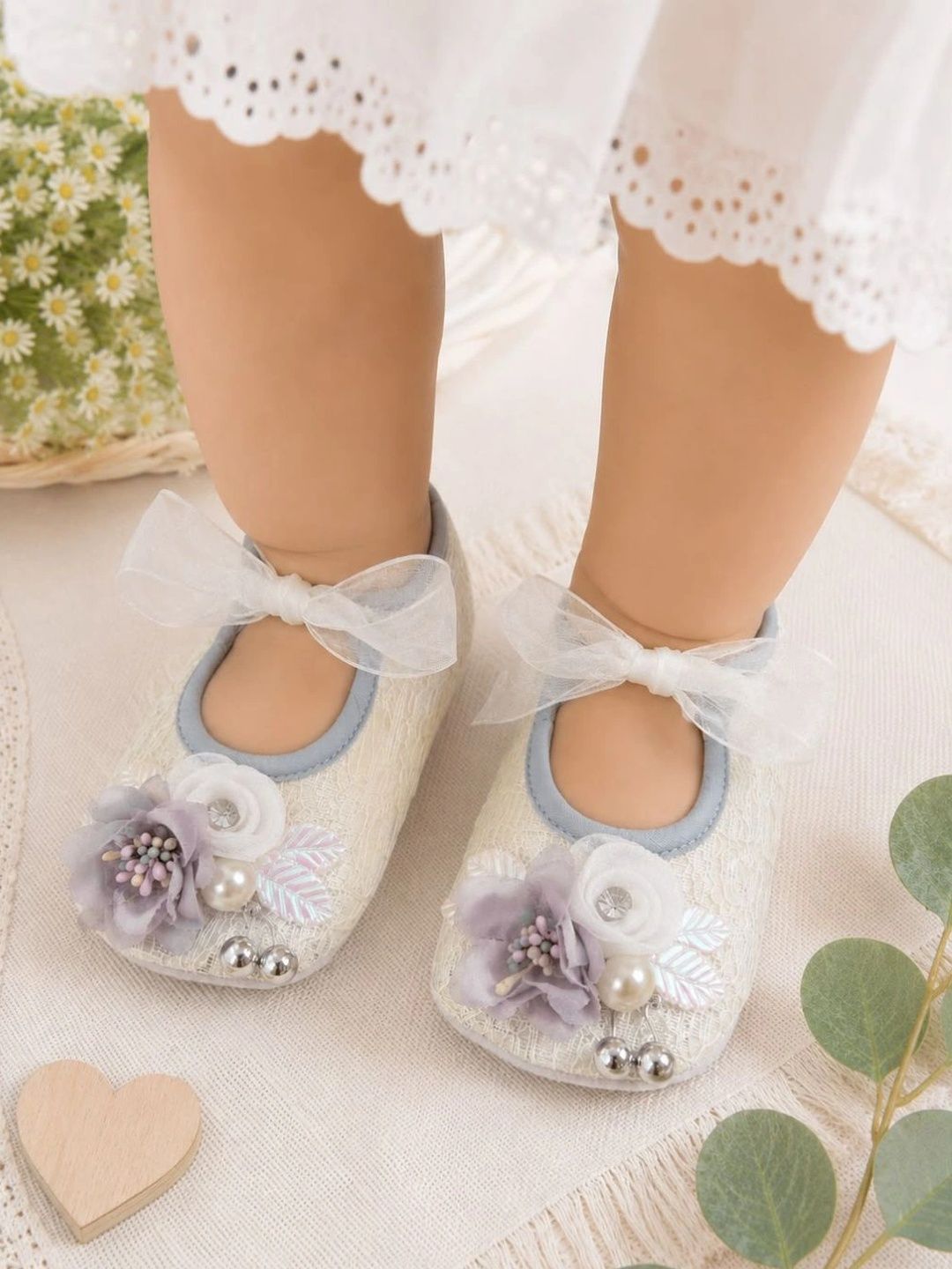 YK Girls Textured Casual Shoes-picture-43