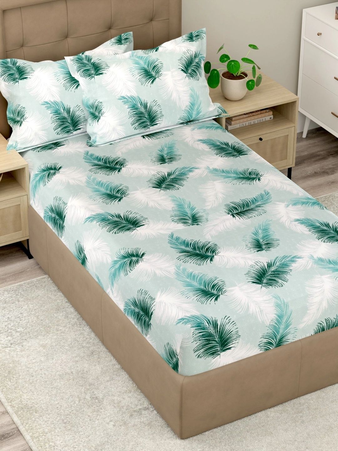 Pure Decor White & Green 180 TC Single Bedsheet with 2 Pillow Covers-image-47