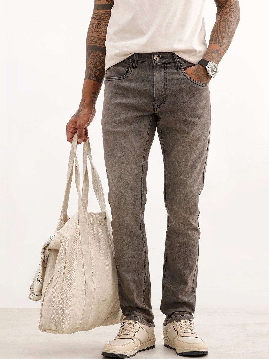 WROGN Men Slim Fit Mid-Rise Light Fade Stretchable Jeans-picture-37