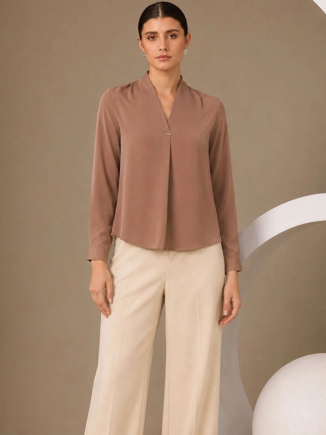 ULTRAVOGUE Top-picture-19