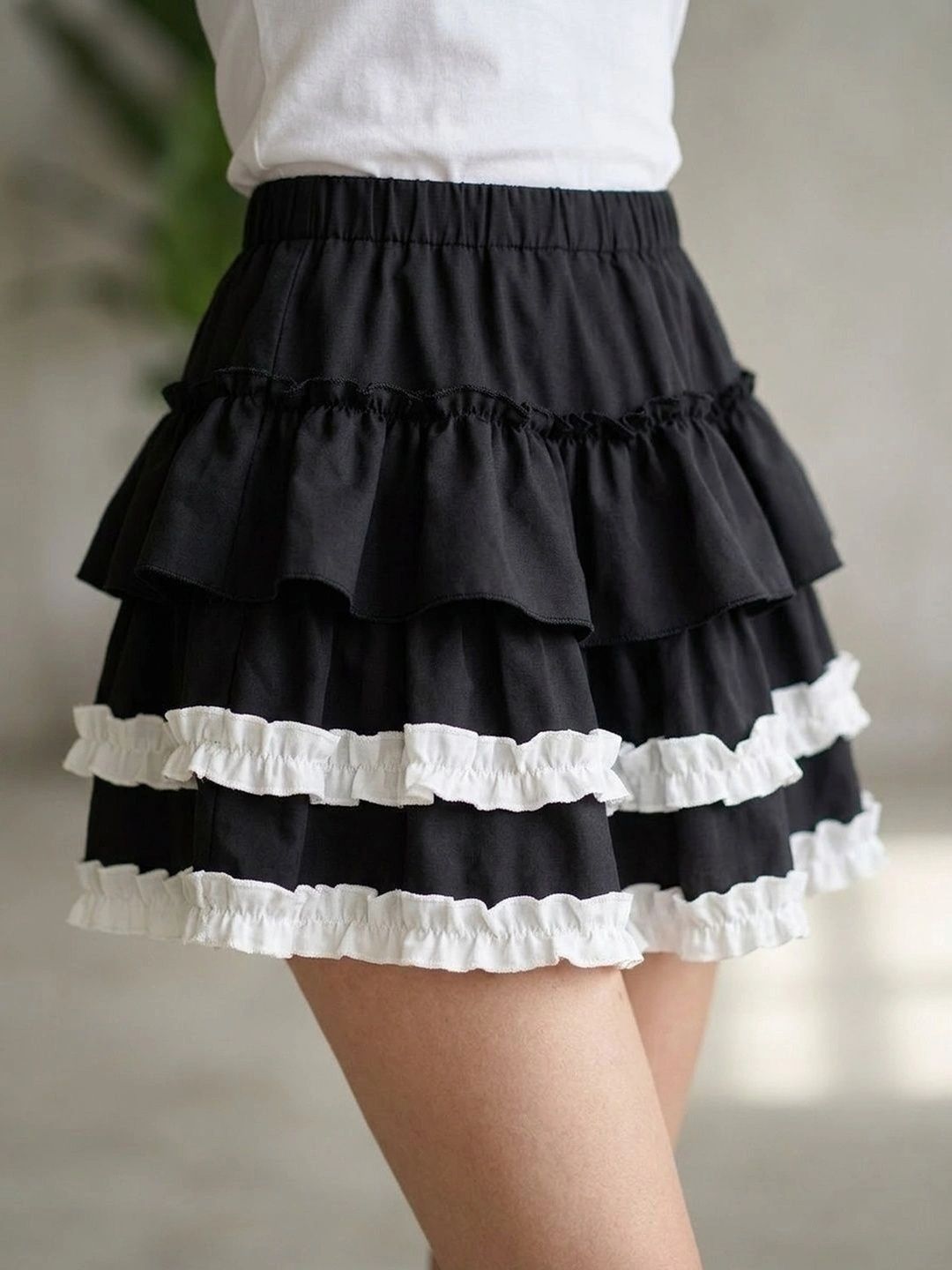 Suo Women Frills Bows and Ruffles Mini Tiered Skirt-picture-18