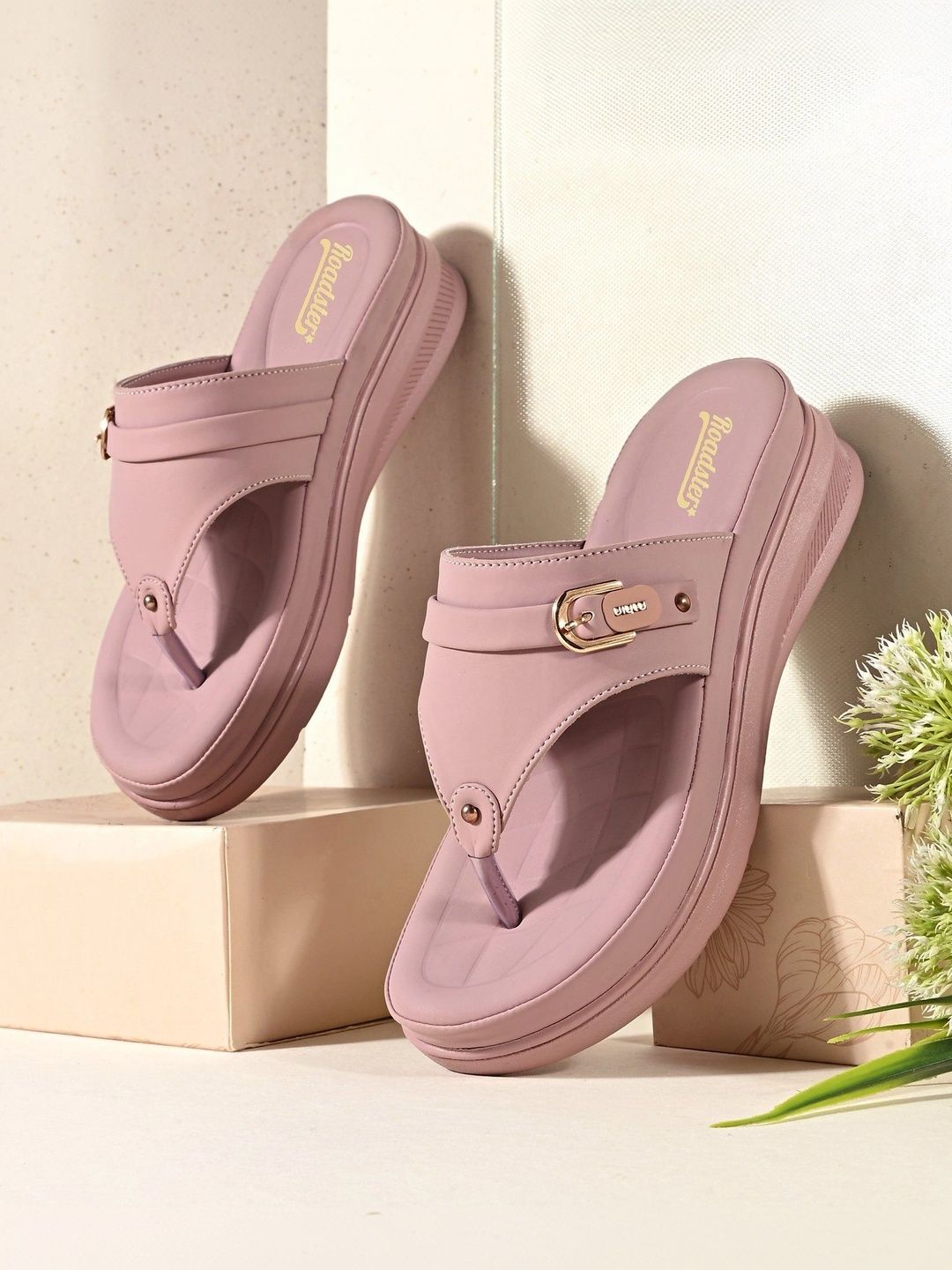 Roadster Women Open Toe Flats with Buckles-image-31