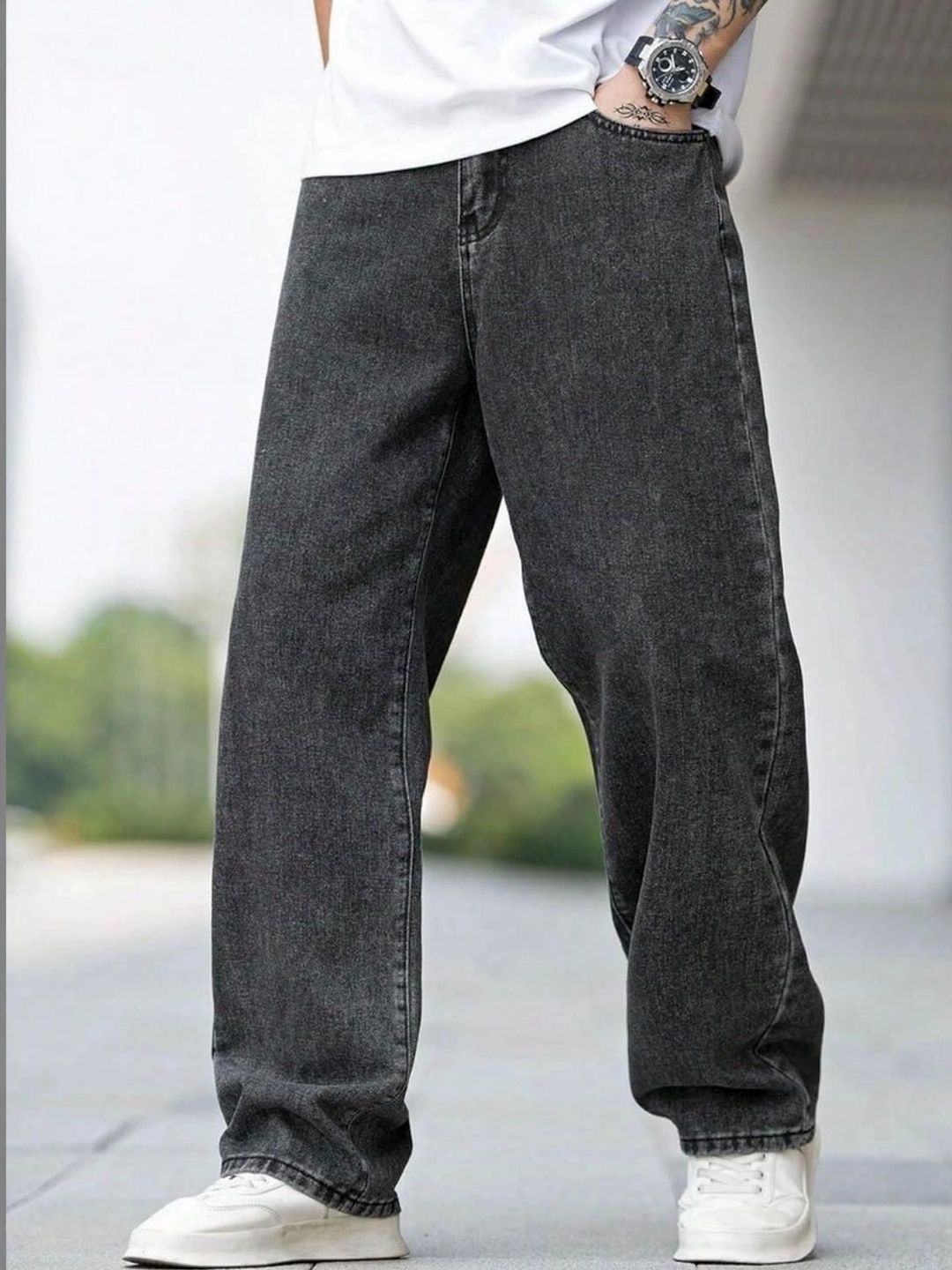FLAYING Men Relaxed Fit Mid-Rise Jeans-picture-20
