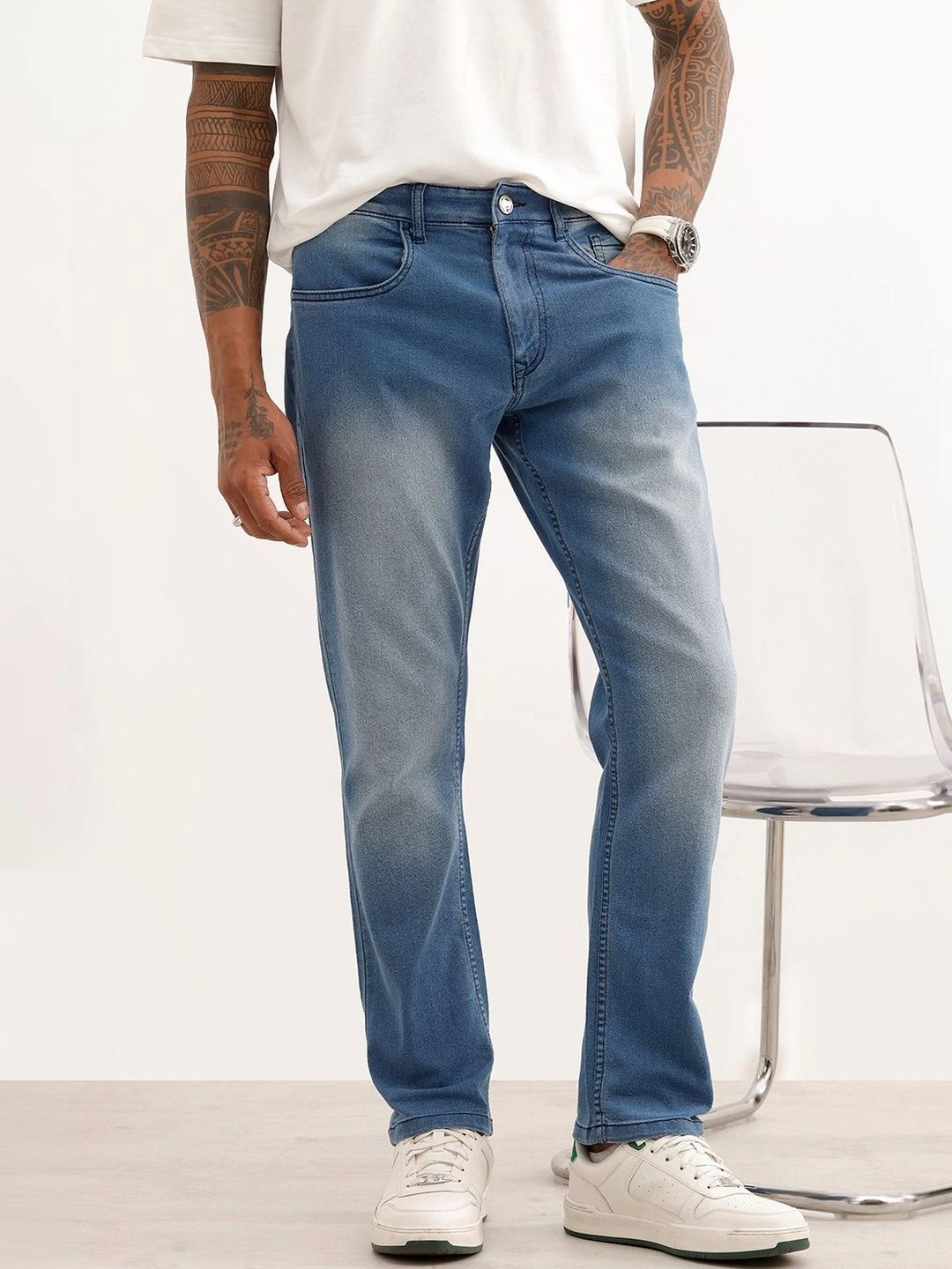 WROGN Men Relaxed Fit Mid-Rise Heavy Fade Stretchable Jeans-picture-17