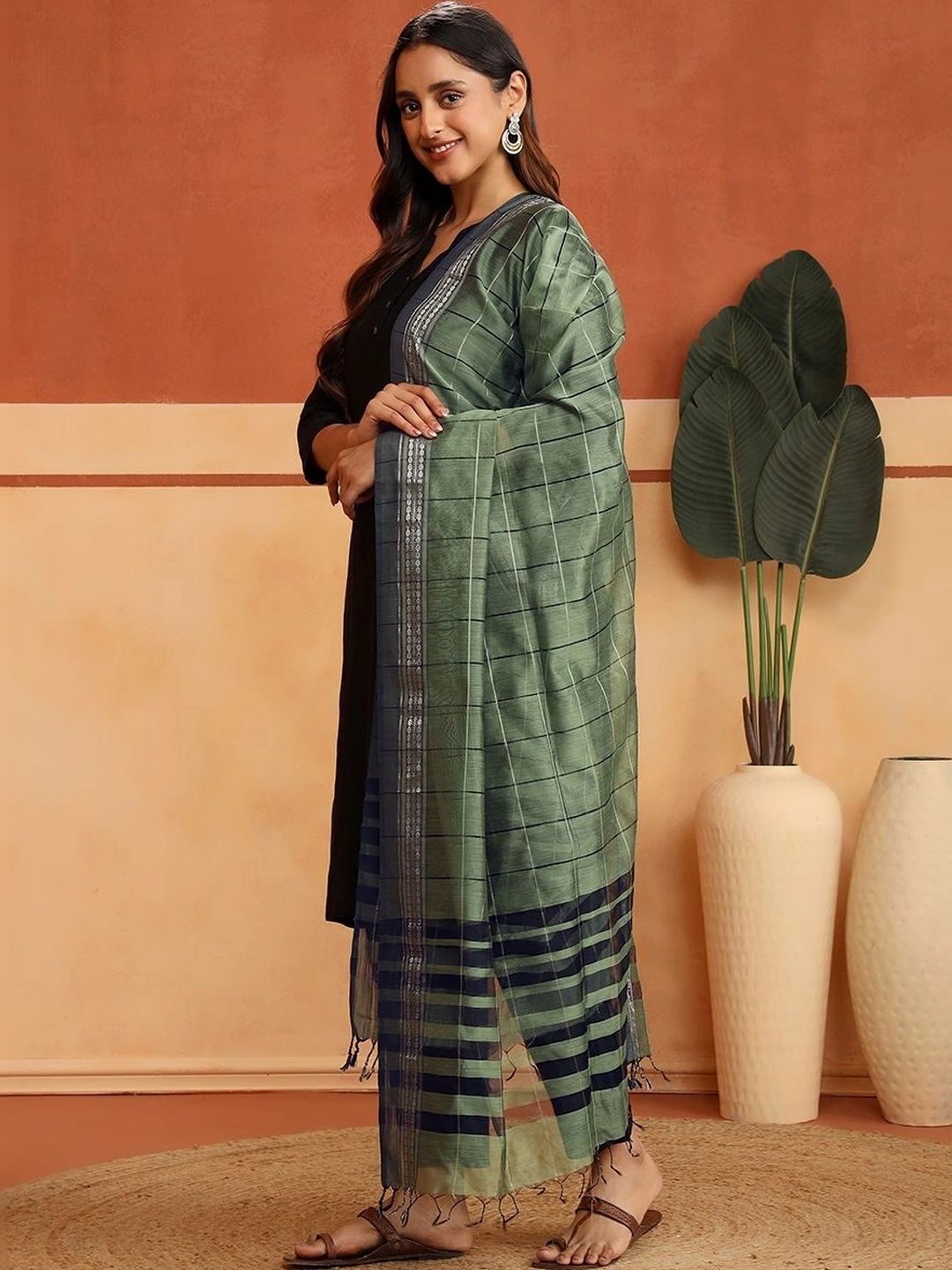 Fabindia Woven Design Cotton Silk Blend Dupatta with Zari-picture-35
