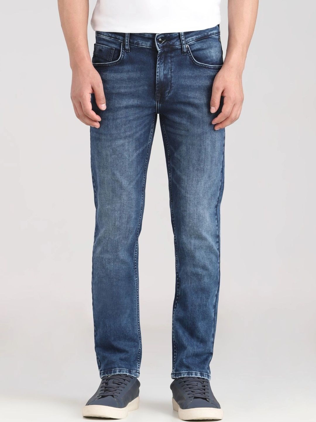 Global Jeans Men Regular Fit Mid-Rise Low Distress Jeans-picture-0