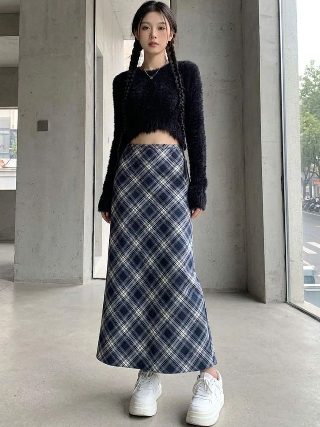 Suo Women Checked Front Slit Maxi Straight Skirt-picture-32