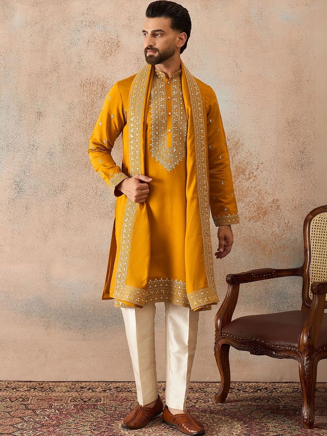 Ethnic Bay Men Ethnic Motifs Embroidered Regular Mirror Work Kurta with Trousers & With Dupatta-picture-36
