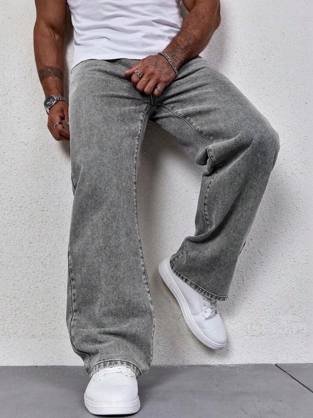 FLAYING Men Relaxed Fit Mid-Rise Jeans-picture-52