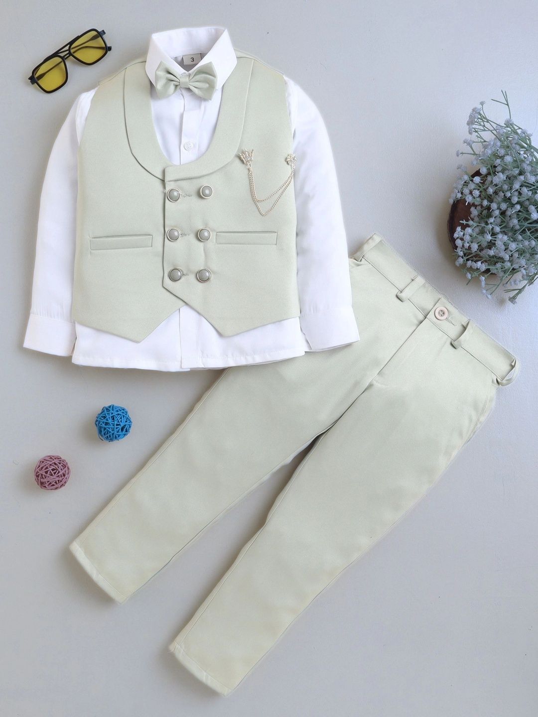 BT DEZINES Boys Shawl Collar Single-Breasted Three-Piece Suit-picture-27