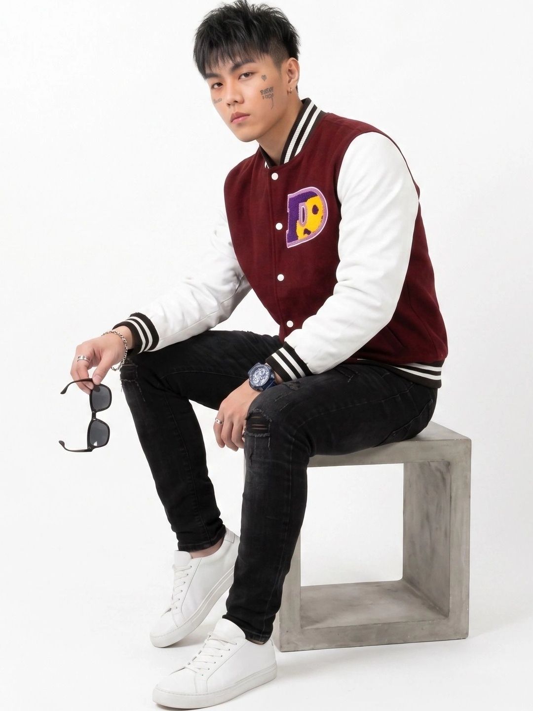 oiin Men Brand Logo Colourblocked Fleece Blend Varsity Jacket-picture-23