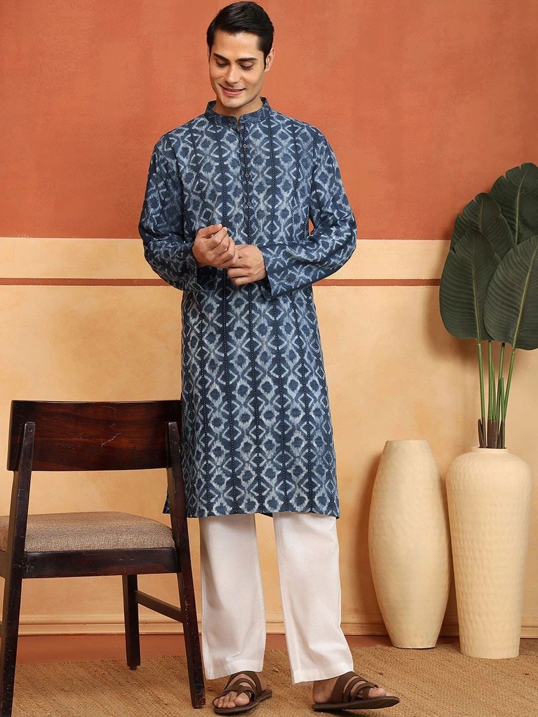 Fabindia Men Printed Indigo Kurta-picture-16