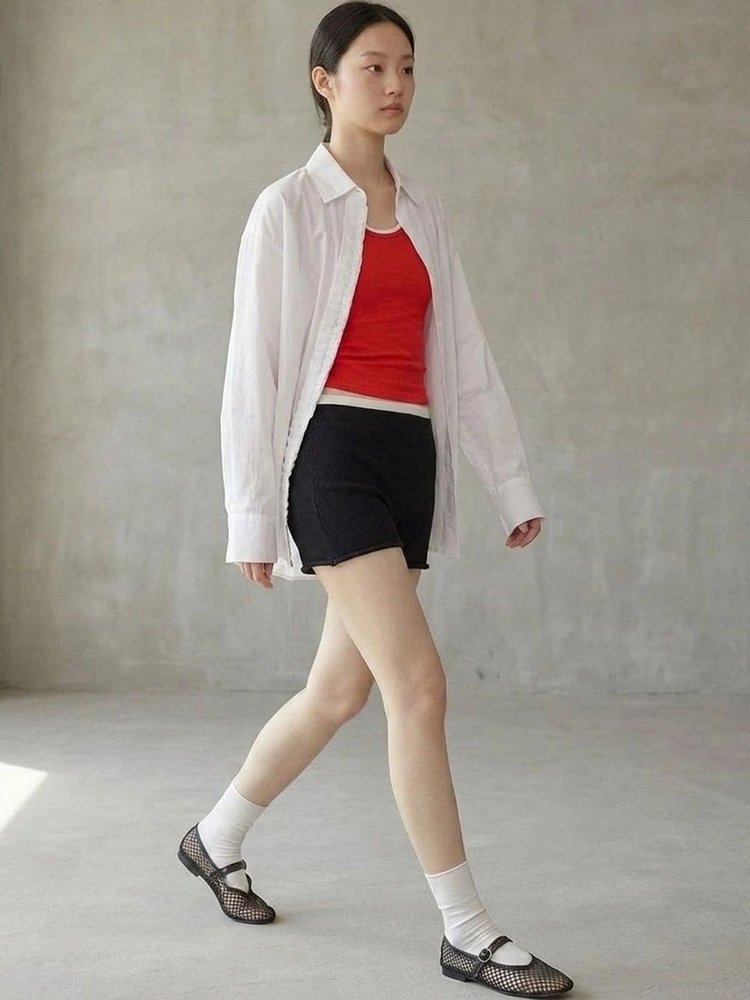 Suo Women Slim Fit Shorts-picture-30
