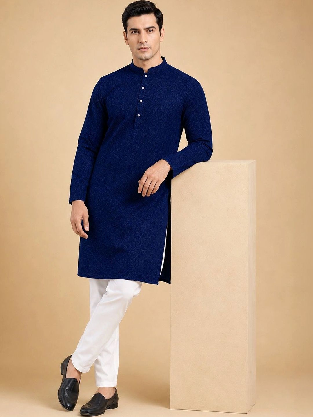 House of Pataudi Men Ethnic Motifs Embroidered Regular Chikankari Kurta with Pyjamas-picture-53