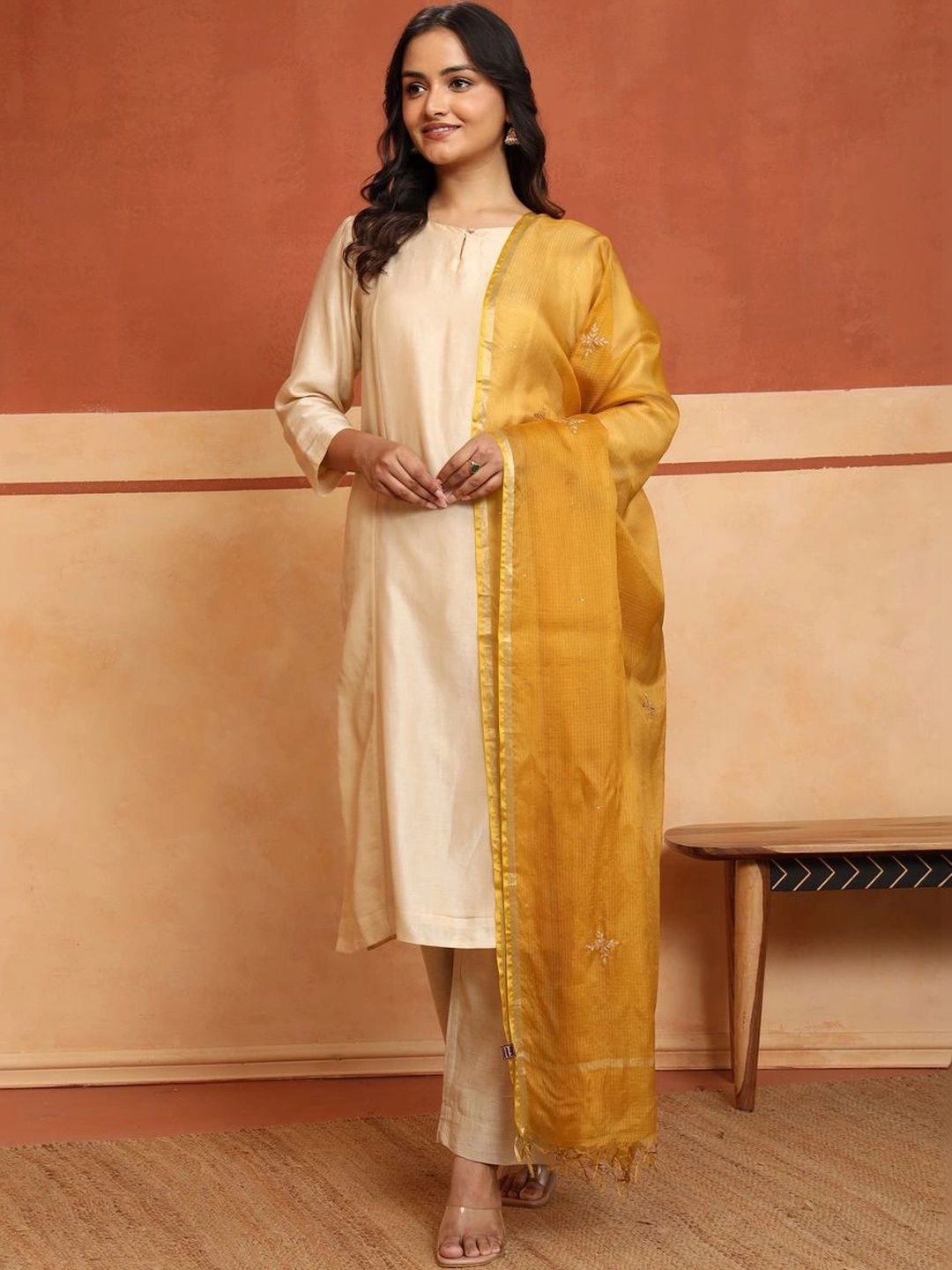 Fabindia Ethnic Motifs Embroidered Dupatta with Zari-picture-35