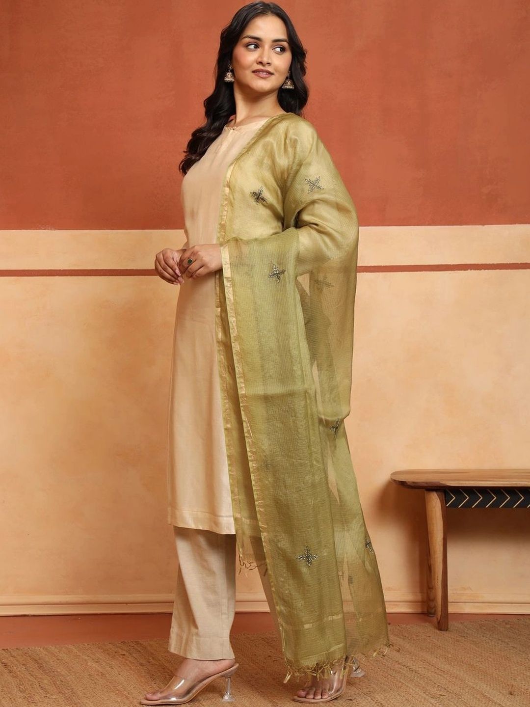 Fabindia Embroidered Dupatta with Thread Work-picture-15