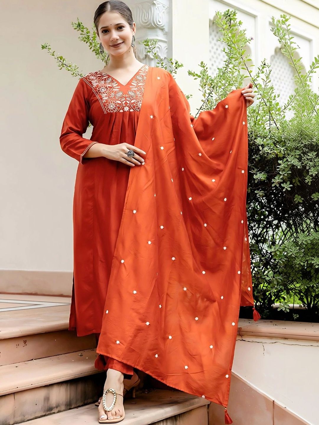 GRINISH Ethnic Motifs Embroidered V-Neck Thread Work Pure Cotton Thread Work Empire Kurti-picture-53