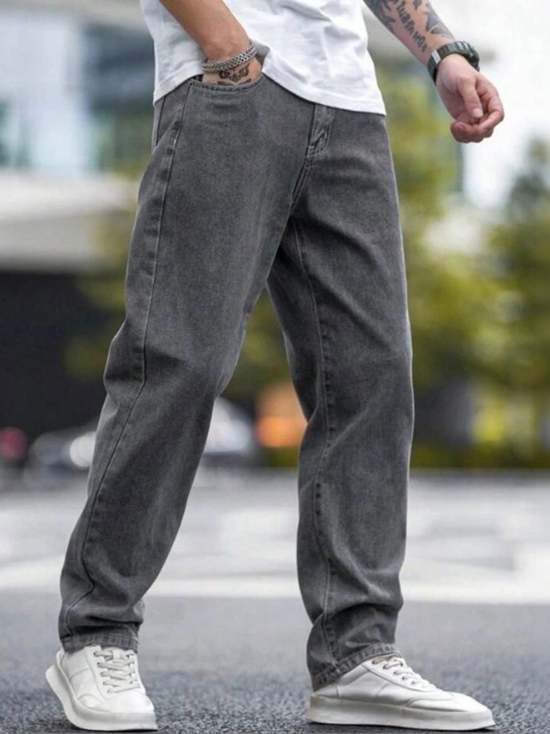 FLAYING Men Relaxed Fit Mid-Rise Jeans-picture-54