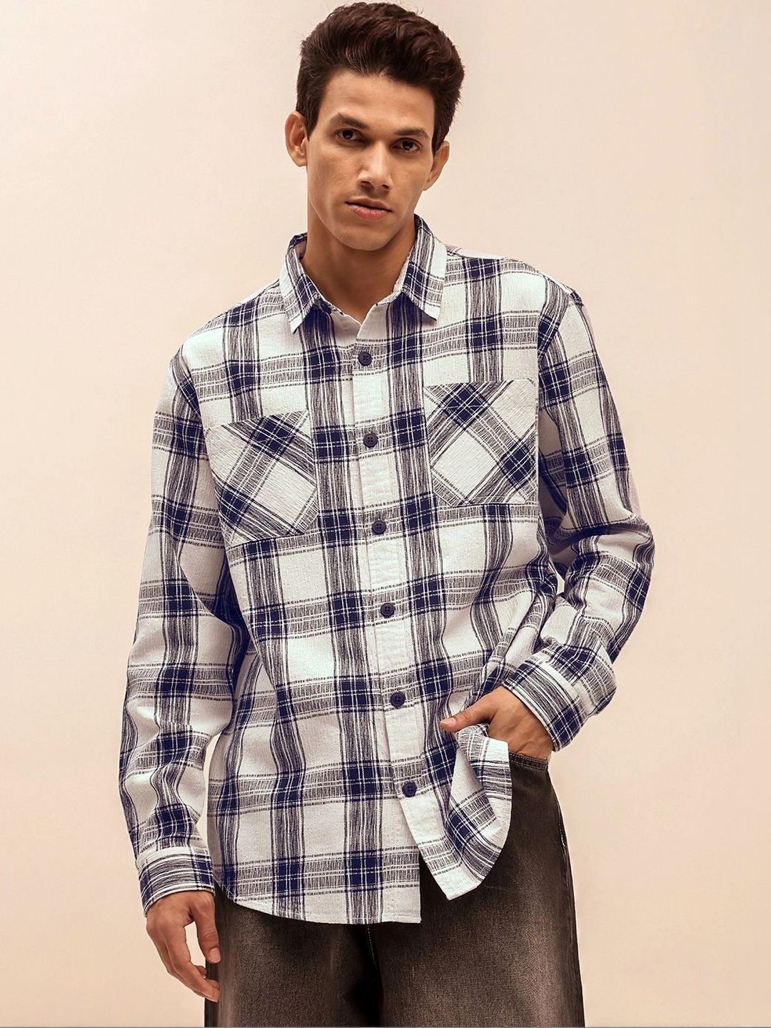 RAYNE BLACK Men Comfort Checked Casual Shirt-picture-53