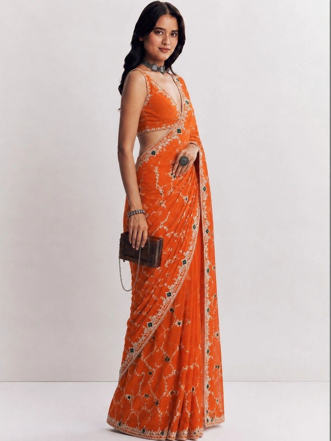 Sangria Ethnic Motifs Embroidered Satin Saree-picture-25
