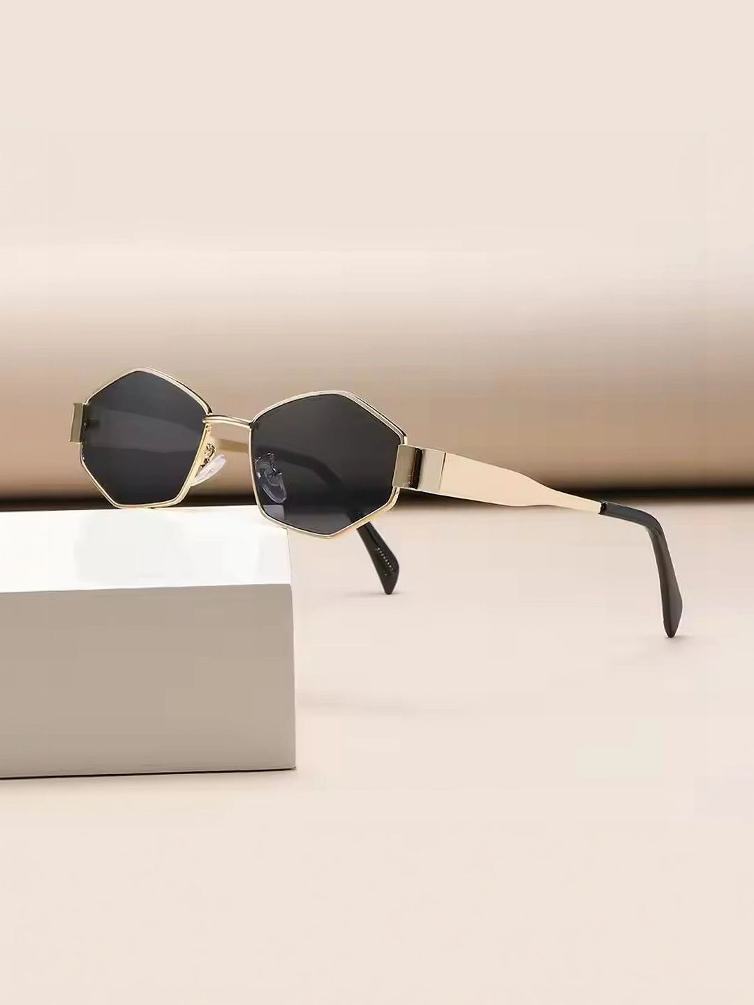 EYELLUSION Women Black Lens & Gold-Toned Other Sunglasses with-picture-30