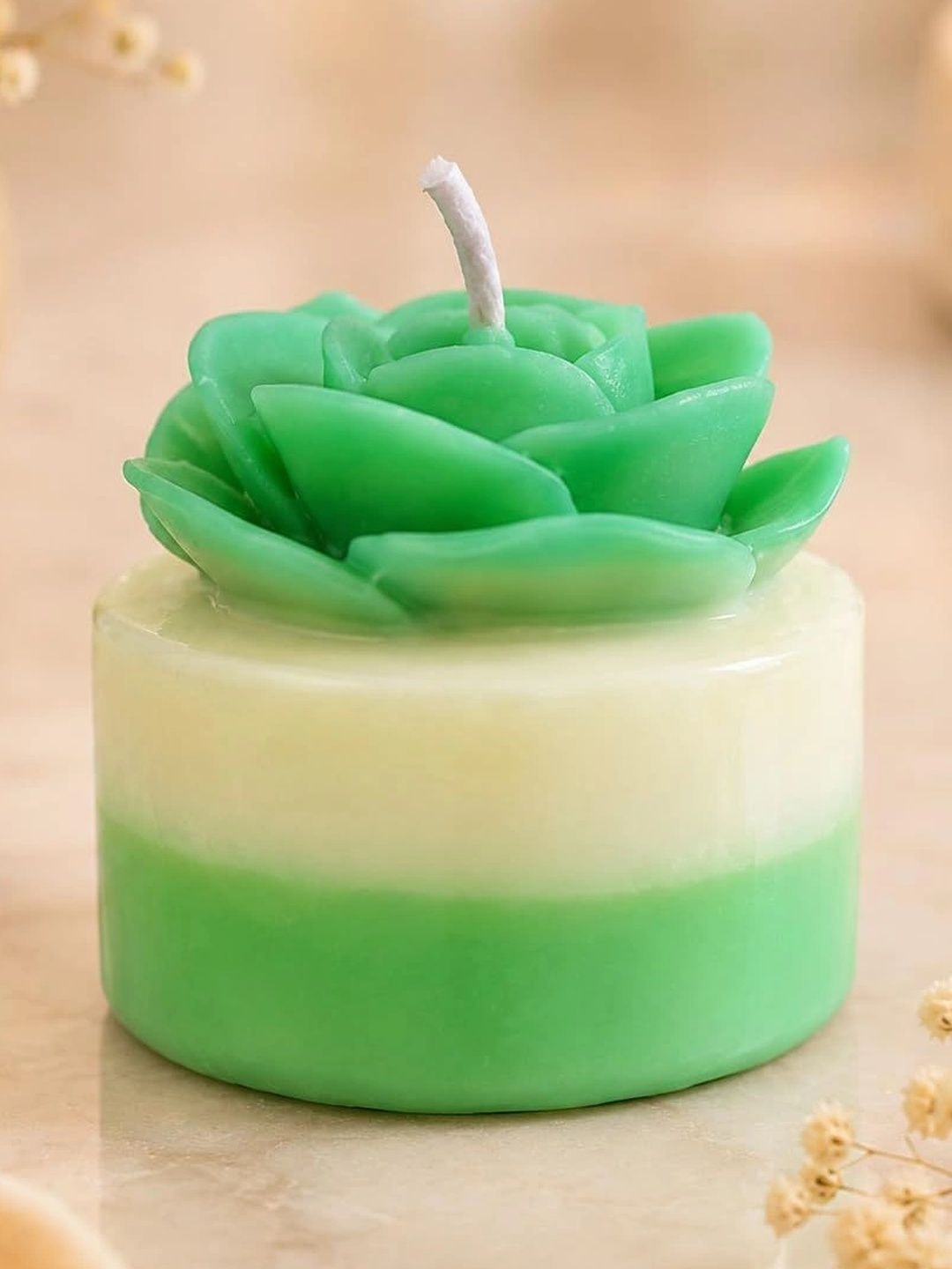 VELVET VALLEY Green Pillar Candle-image-1