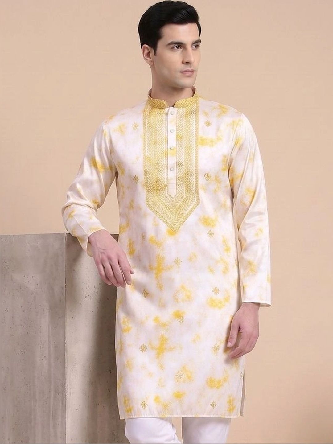 House of Pataudi Men Printed Thread Work Kurta-picture-25