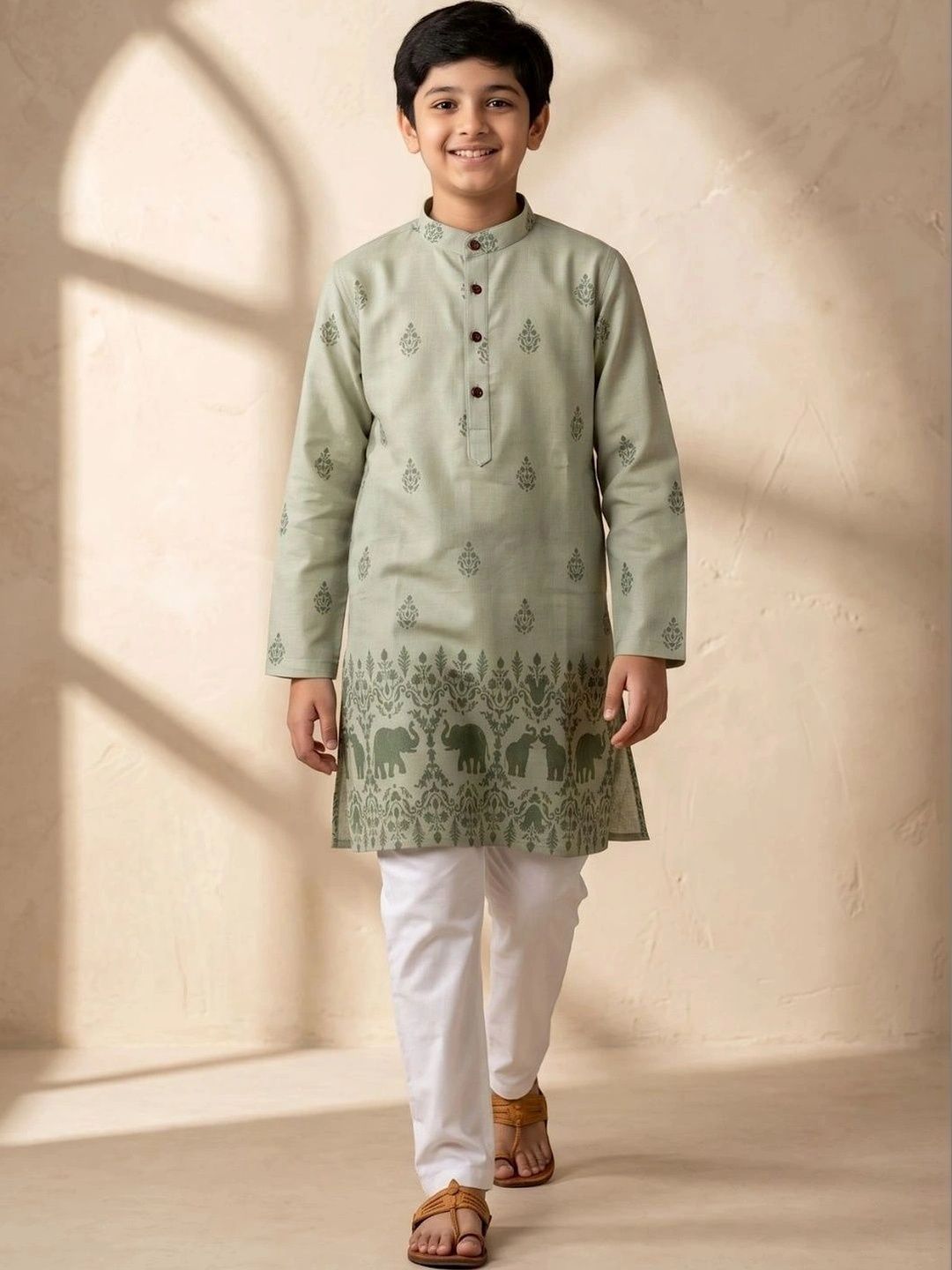 Aj DEZInES Boys Ethnic Motifs Printed Regular Kurta with Pyjamas-picture-20