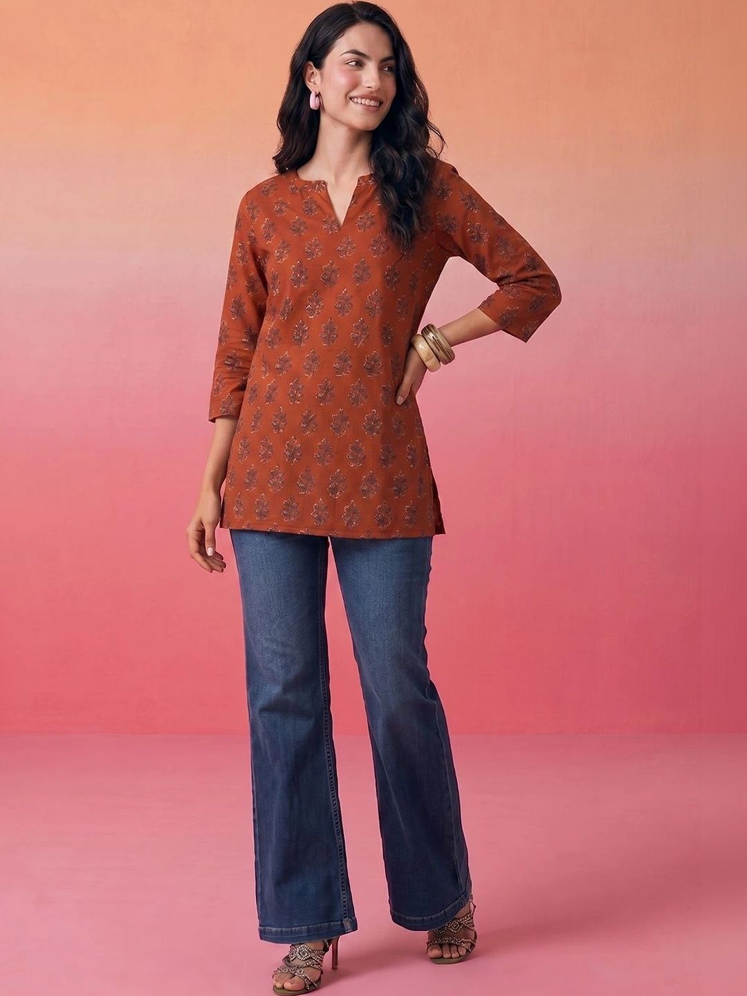 AADVIKA Ethnic Motifs Printed V-Neck Kurti-picture-29