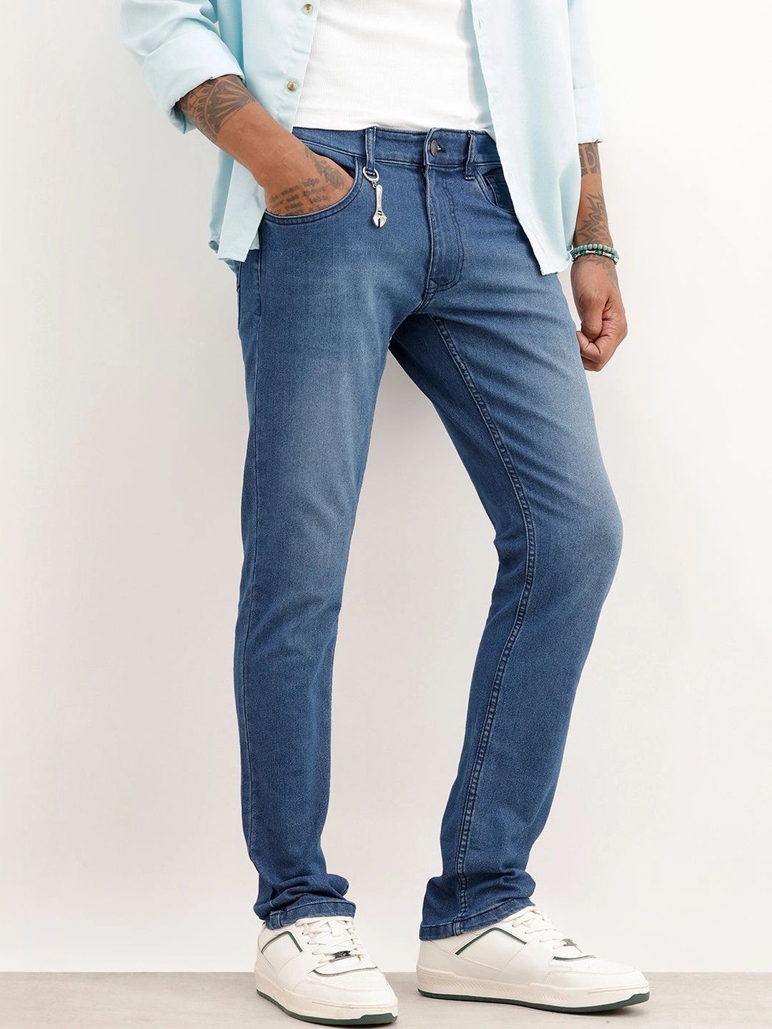 WROGN Men Slim Fit Mid-Rise Light Fade Stretchable Jeans-picture-26