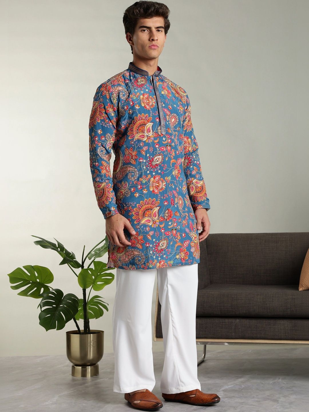 ARRUGA Men Floral Embroidered Regular Thread Work Kurta with Palazzos-picture-45