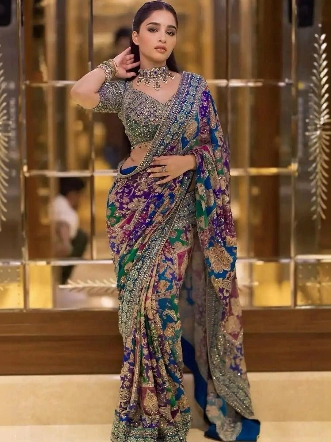 Narrow Fashion Floral Mirror Work Designer Saree-image-46