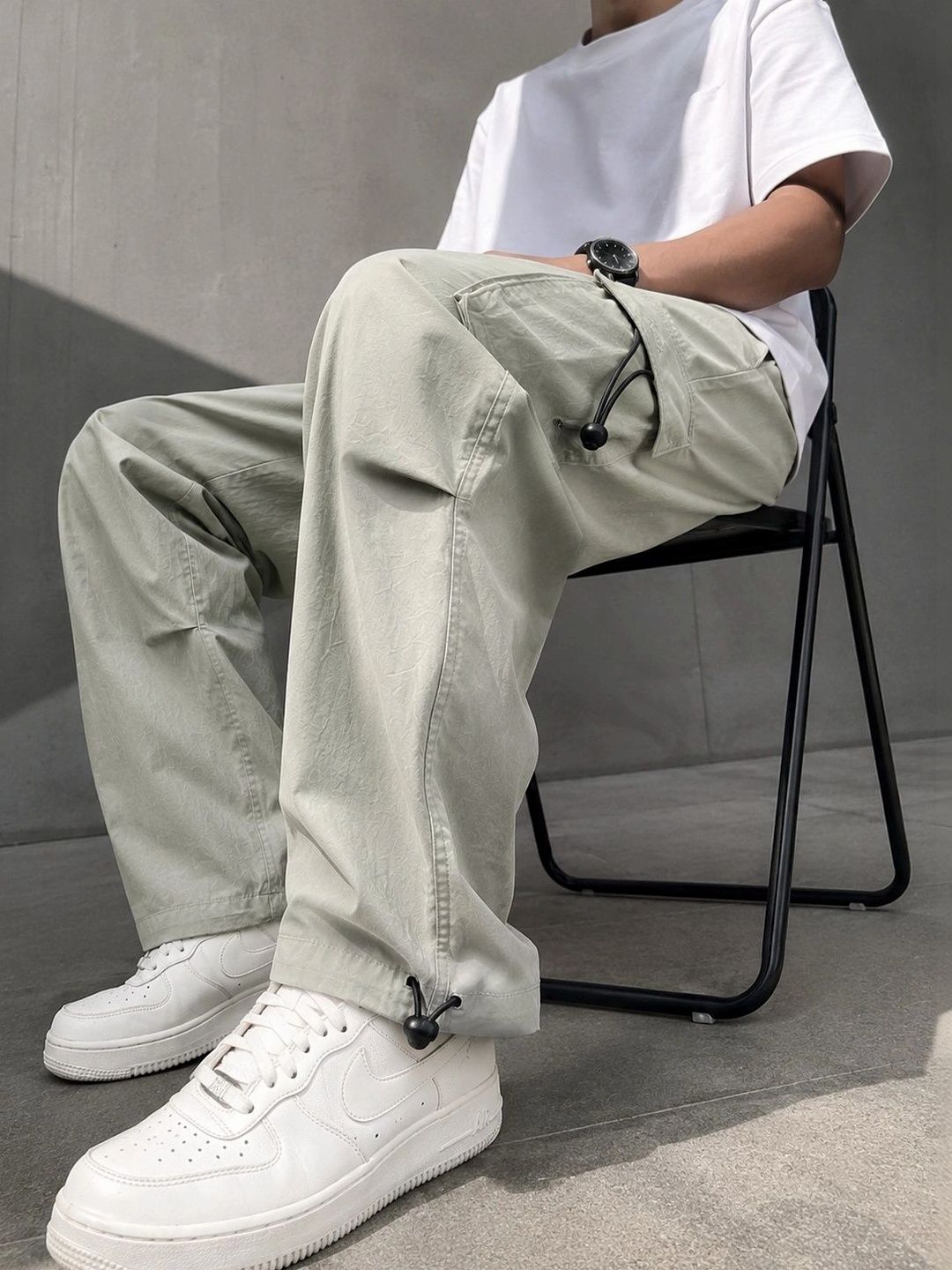 CINOCCI Men Easy Wash Pleated Trousers-picture-1
