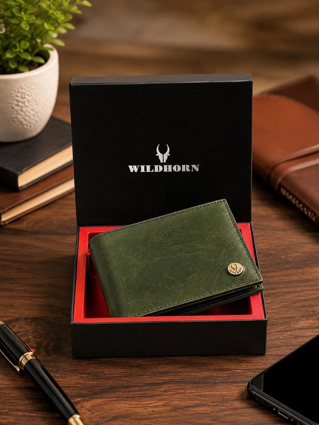 WildHorn Men Leather Two Fold Wallet-picture-21